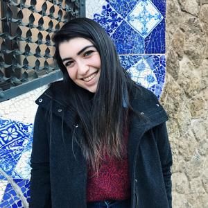 Meet your Posher, Danielle